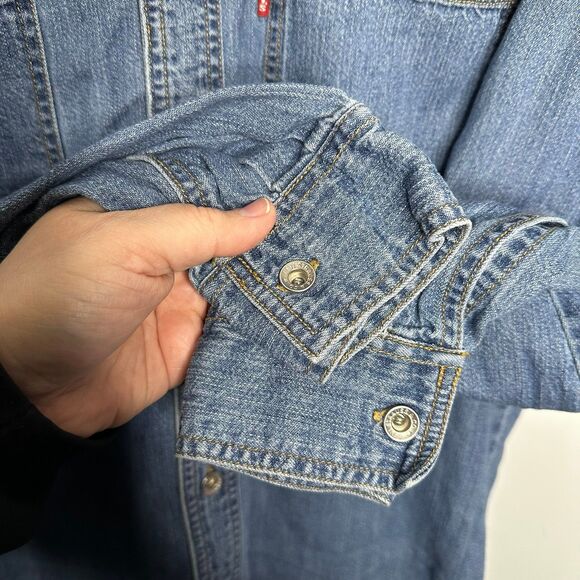 Vintage 2002 Y2K Levi’s Loose Fit Denim Button Down Shirt Size Small - Picture 4 of 7